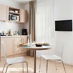 Adagio Access Paris Клиши