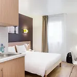 Lägenhetshotell Adagio Access Paris 3*