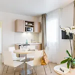 Apartmanhotel Adagio Access Paris Clichy