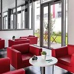 Апарт-отель Adagio Access Paris Клиши