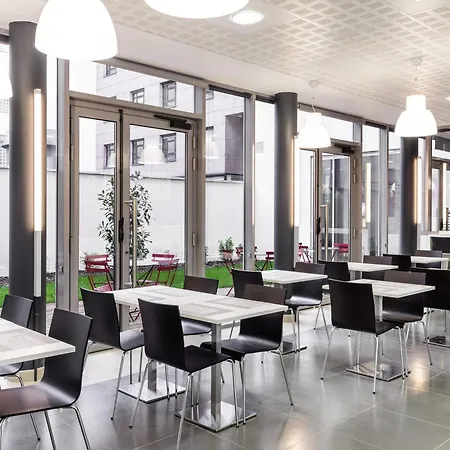 Adagio Access Paris