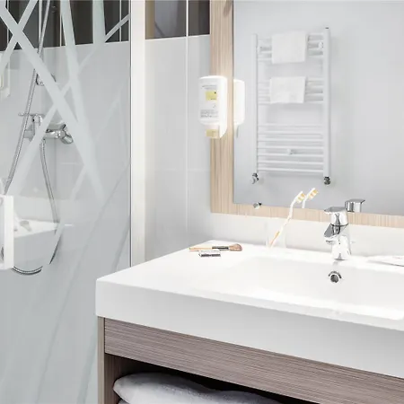 Adagio Access Paris Apart-hotel 3*