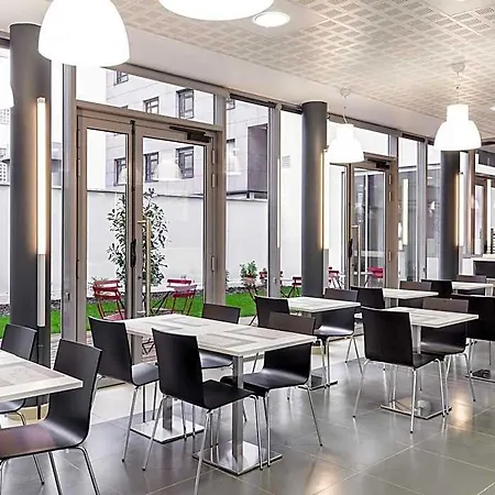 Adagio Access Paris Apartahotel 3*
