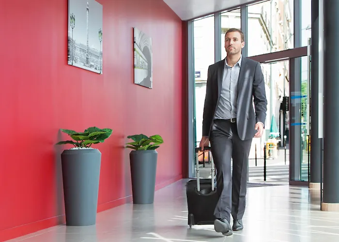 Aparthotel Adagio Access Paris 3*