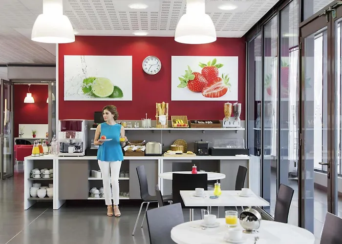 Adagio Access Paris Aparthotel 3*