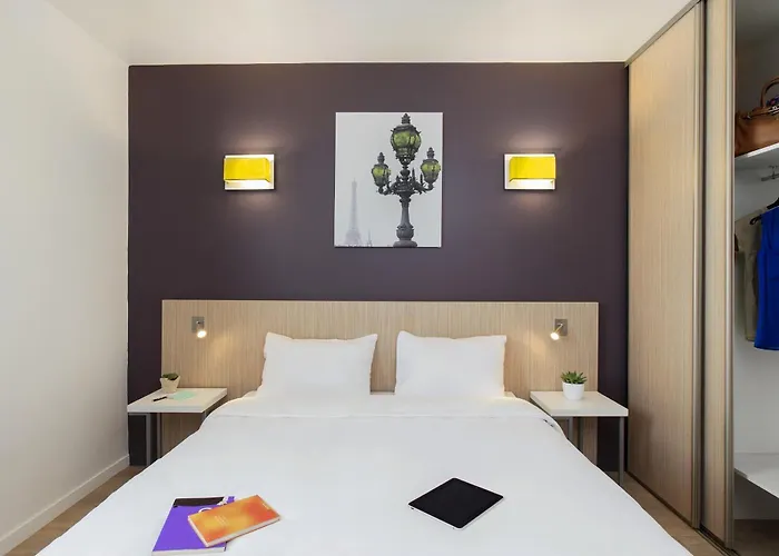 Adagio Access Paris 3*